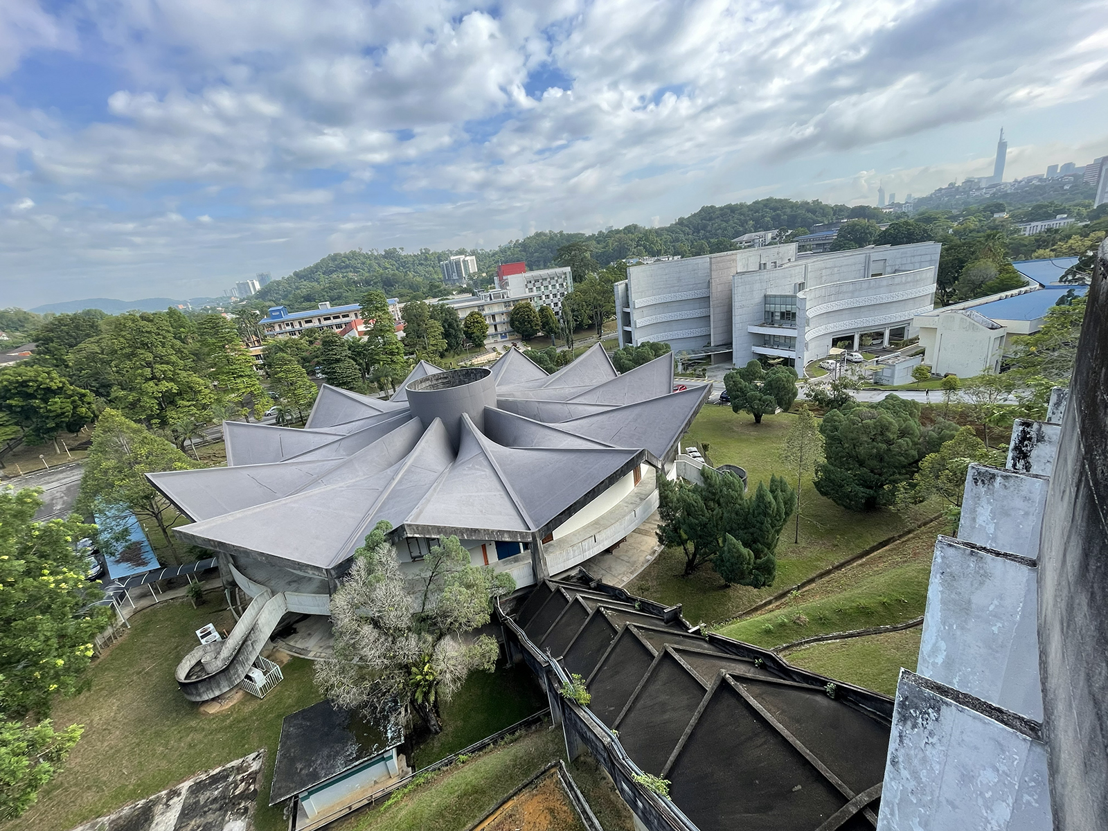 Undergraduate students at the Faculty of Business and Economics, Universiti Malaya